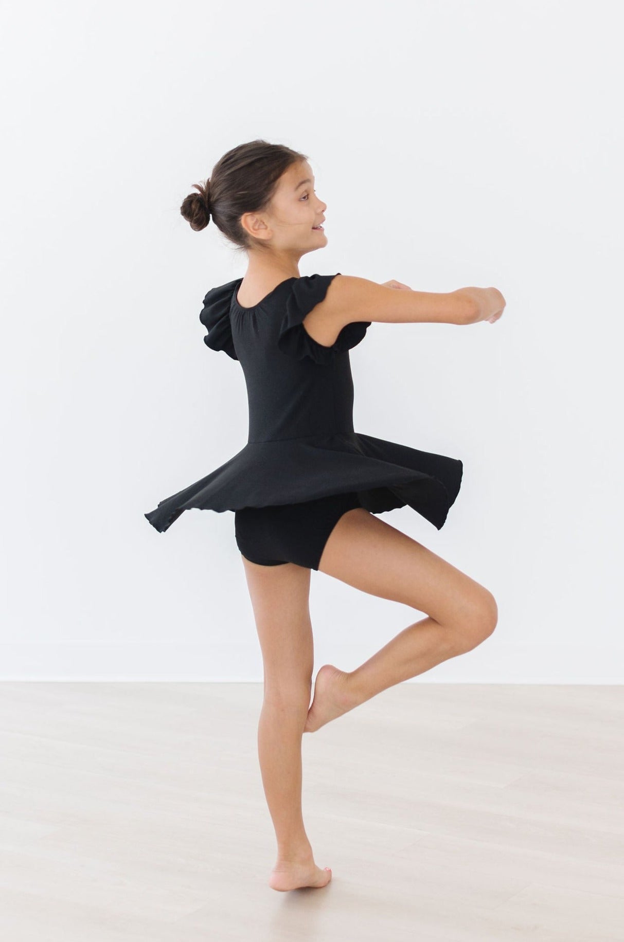 Black S/S Twirl Leotard-Mila & Rose ®