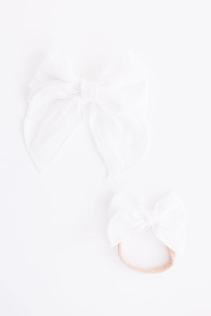 Classic Hair Bow - White-Mila & Rose ®