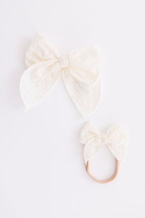 Classic Hair Bow - Cream Eyelet-Mila & Rose ®